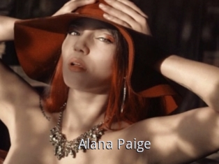 Alana_Paige