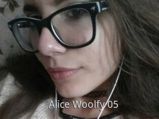 Alice_Woolfy_05