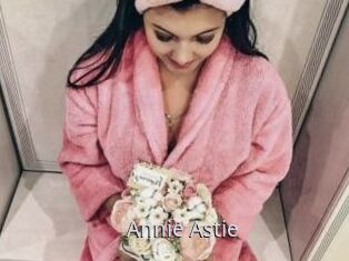 Annie_Astie