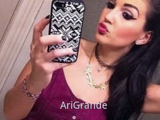 AriGrande