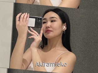 Akiramieko