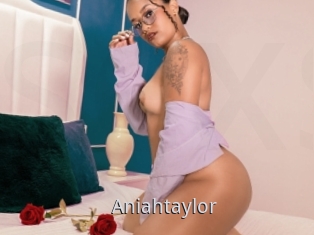 Aniahtaylor