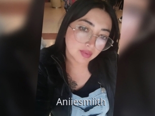 Aniiesmiith