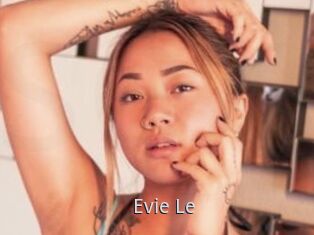 Evie_Le