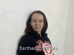Earthadensfordek