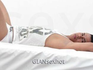 GIANsexhot