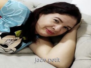Jade_petit