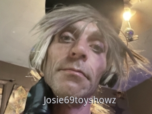 Josie69toyshowz