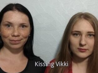 Kissing_Vikki