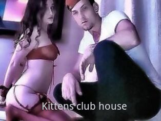 Kittens_club_house