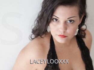 LACEYLOOXXX