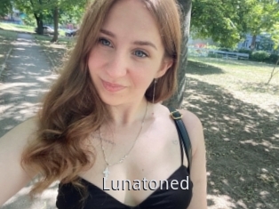 Lunatoned