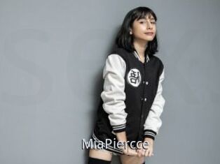 MiaPiercce