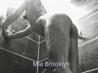 Mia_Brooklyn