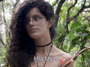 Mia_Meyer