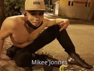 Mikee_Jonnes