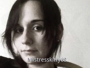 Mistresskitty69