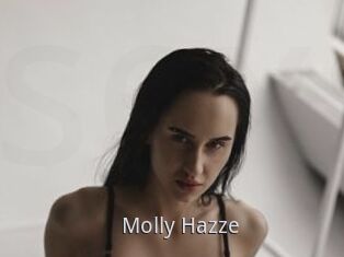 Molly_Hazze
