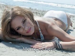 MoniqueCherie