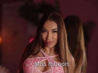 Miss_mooon