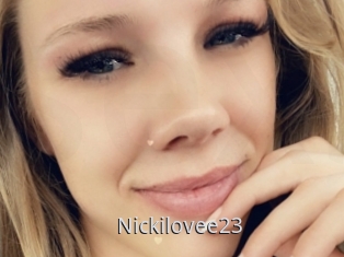 Nickilovee23