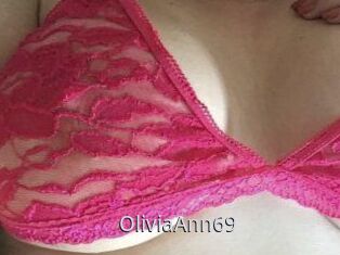 Olivia_Ann_69