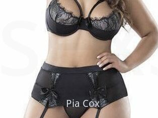 Pia_Cox