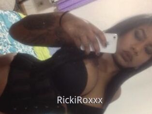 RickiRoxxx