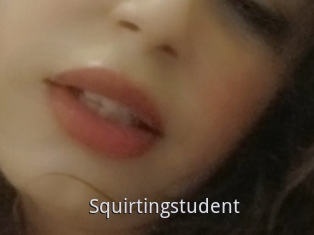 Squirtingstudent