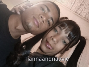 Tiannaandnaavie